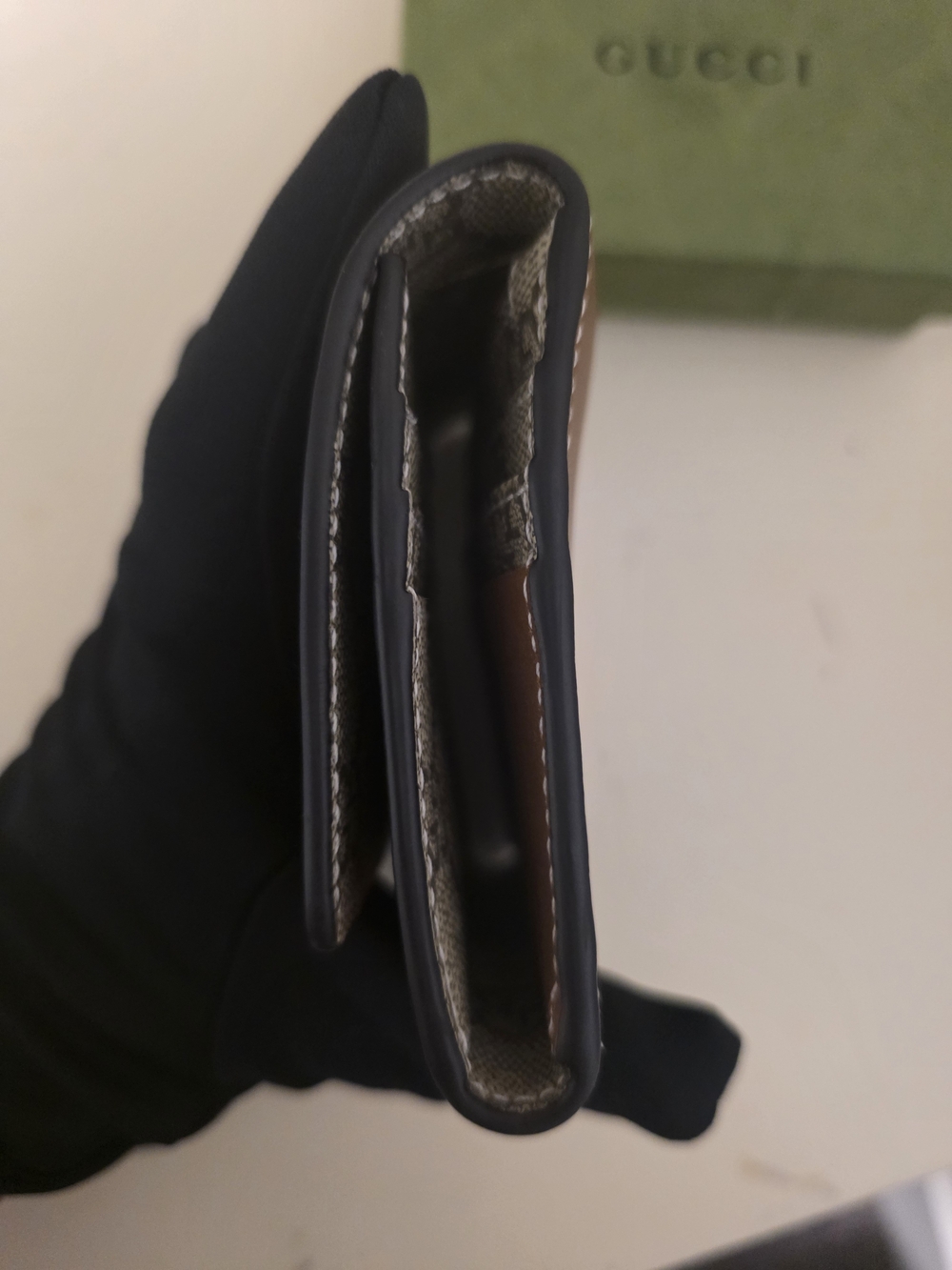 Gucci Brown Leather Wallet - GUCCI Logo - Picture 10 of 14